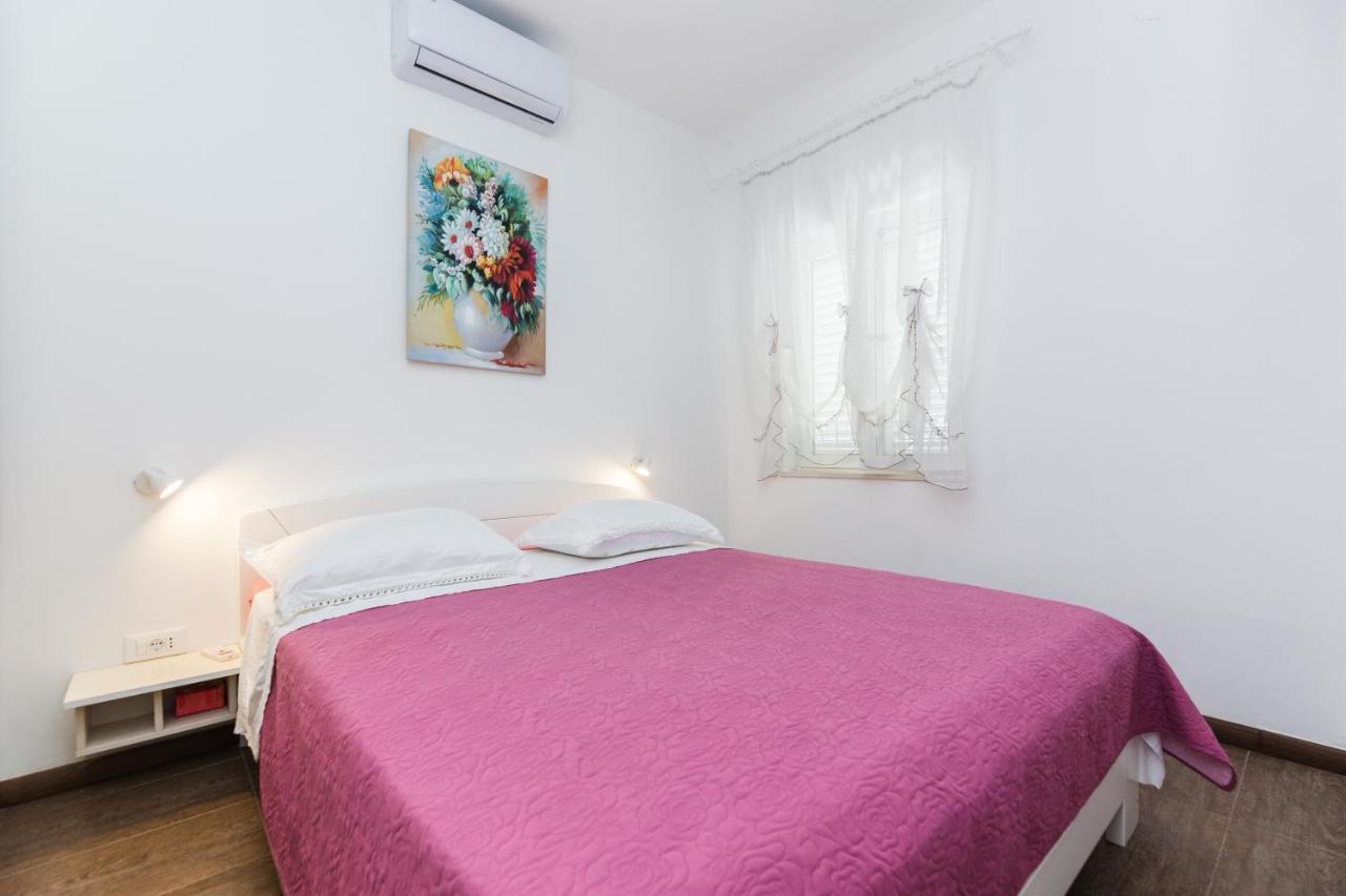 Kastela Agneza Apartment Eksteriør bilde