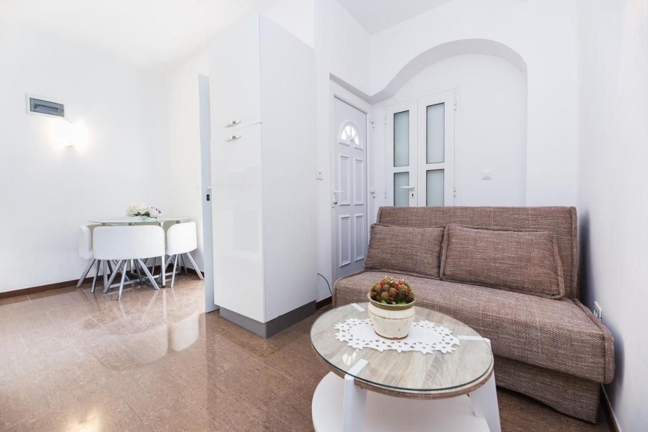 Kastela Agneza Apartment Eksteriør bilde