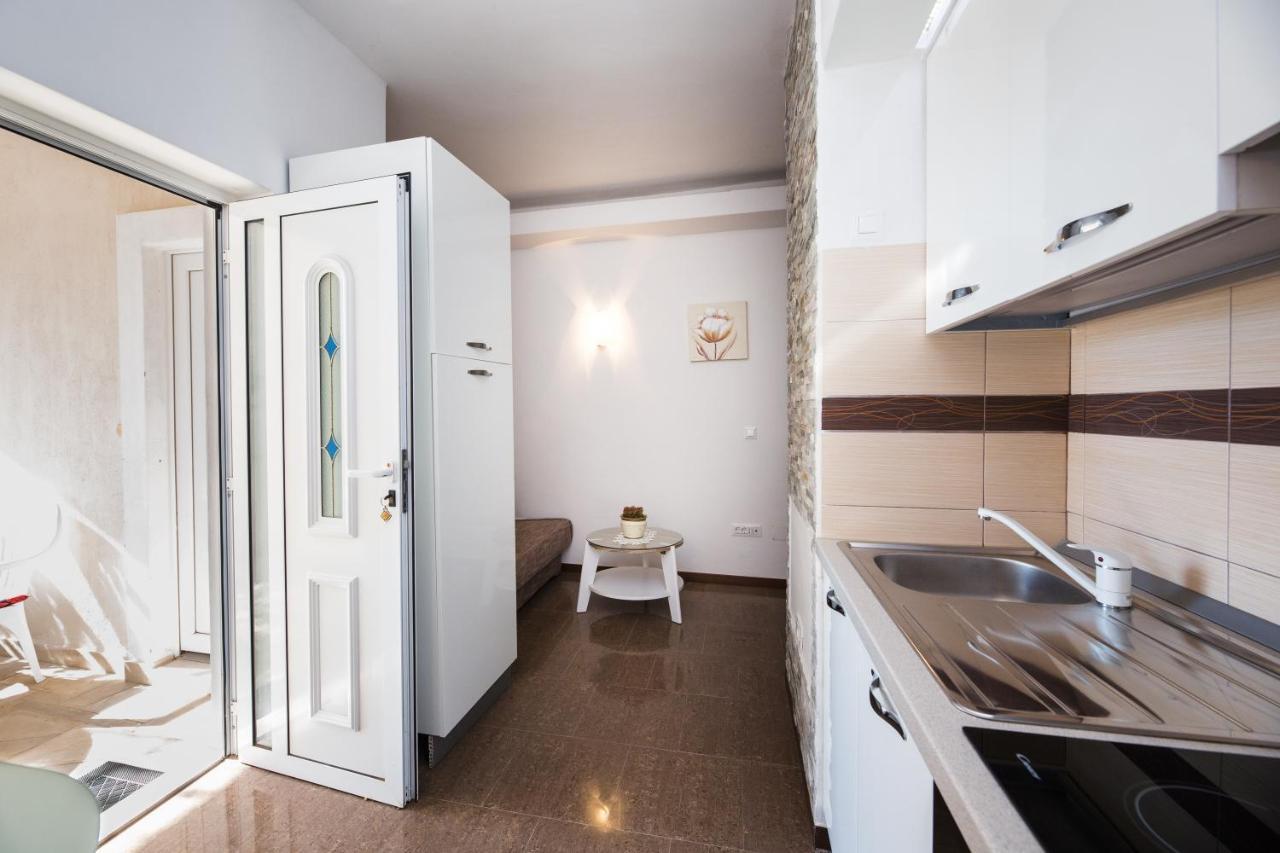 Kastela Agneza Apartment Eksteriør bilde